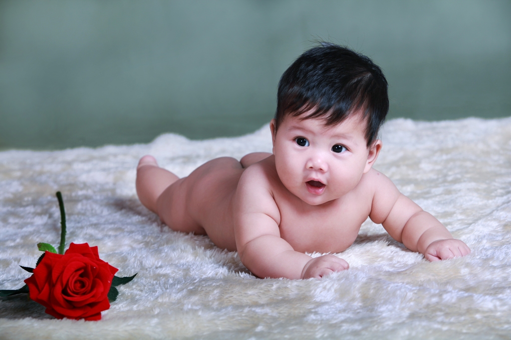 Phụ kiện thảm lông thường dùng chụp ảnh cho bé